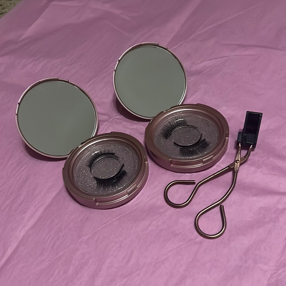 Magnetic Lashes & Lash Applicator